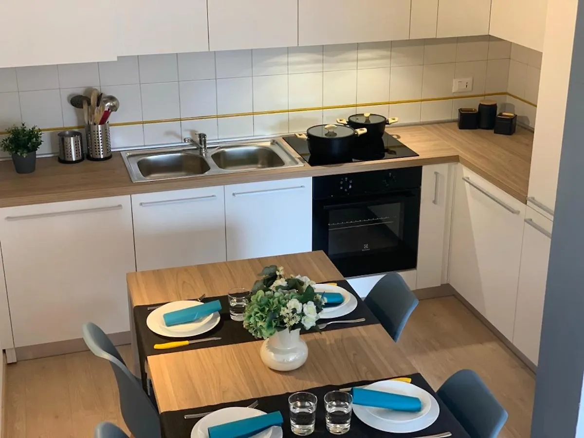 Camozzi Central Apartment Bergamo 0*,