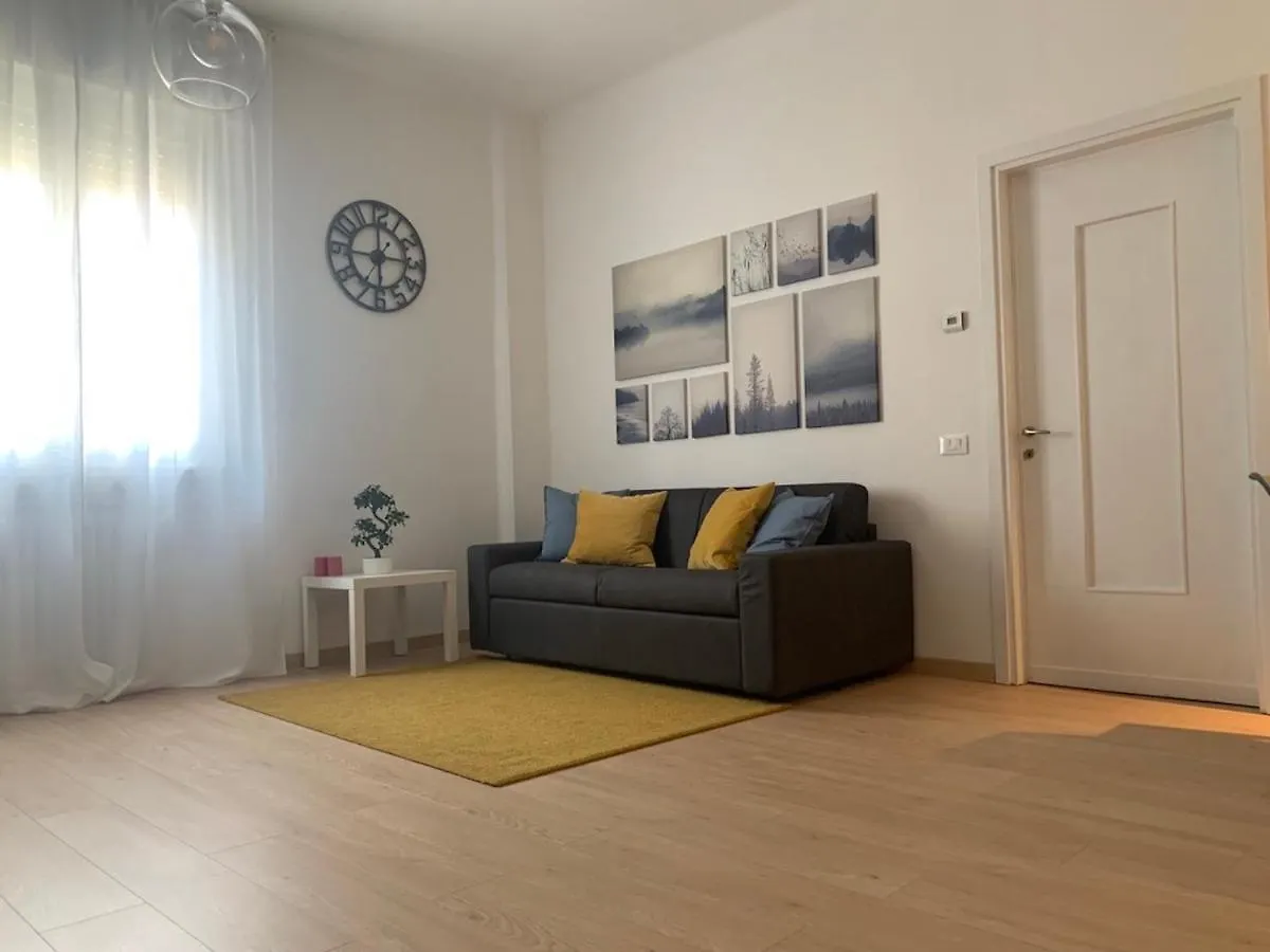 Camozzi Central Apartment Bergamo Italien